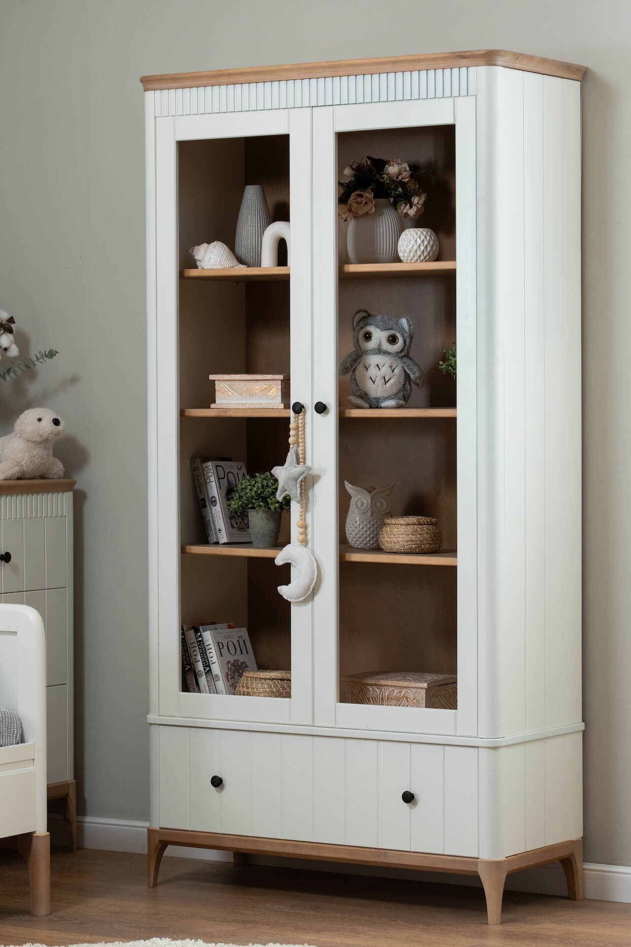 Шкаф книжный Грета №11-140/180 Тимберика